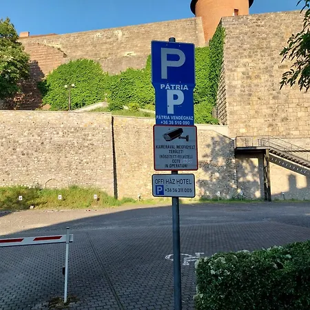 Unique Lägenhet Eger